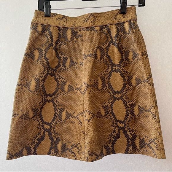 NWT Gucci Python Print Leather SKIRT 40/S - Picture 8 of 8